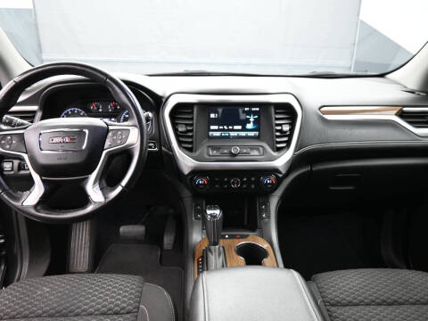 2018 GMC Acadia SLE-2