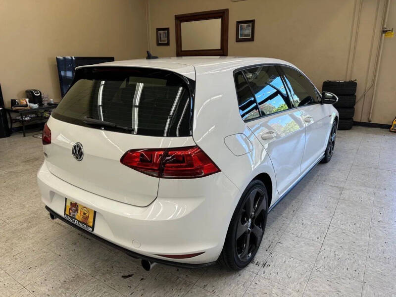 2016 Volkswagen Golf GTI
