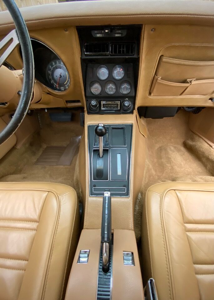 1974 Chevrolet Corvette 29