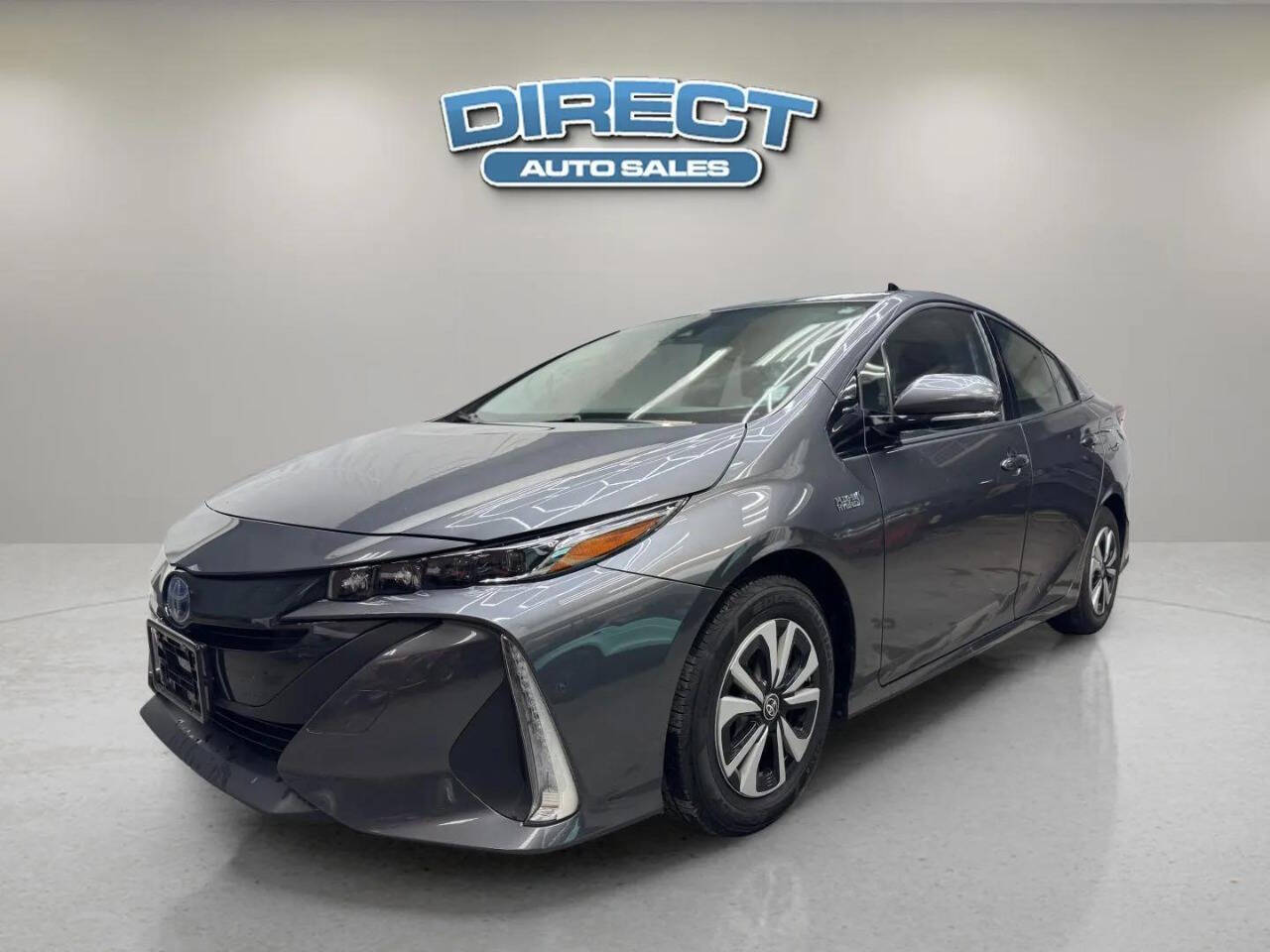 2017 Toyota Prius Prime Plus 4dr Hatchback - Gray exterior view 3