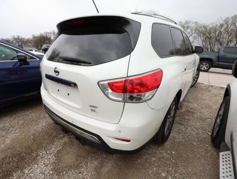 2015 Nissan Pathfinder SL