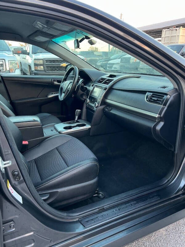 2012 Toyota Camry SE