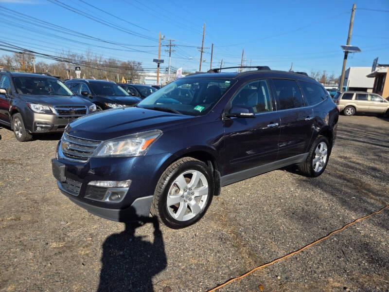 2017 Chevrolet Traverse LT