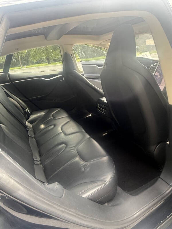 2014 Tesla Model S 85
