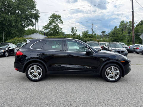 2014 Porsche Cayenne Platinum