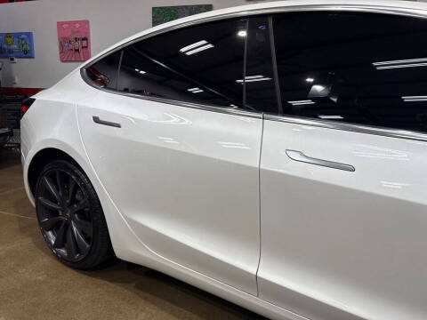 2020 Tesla Model 3 Performance