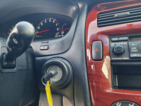 2004 Mitsubishi Diamante LS