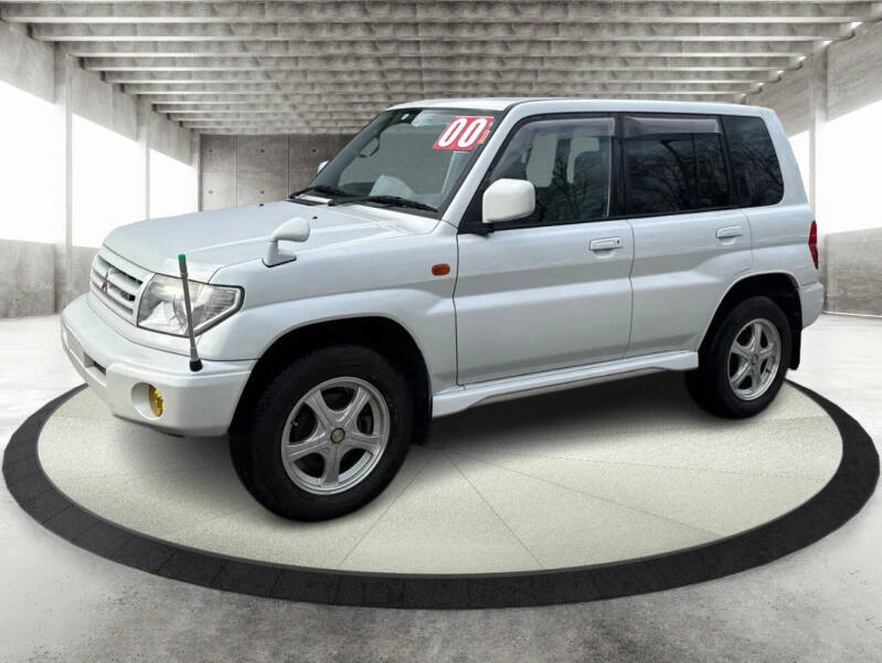2000 Mitsubishi Pajero