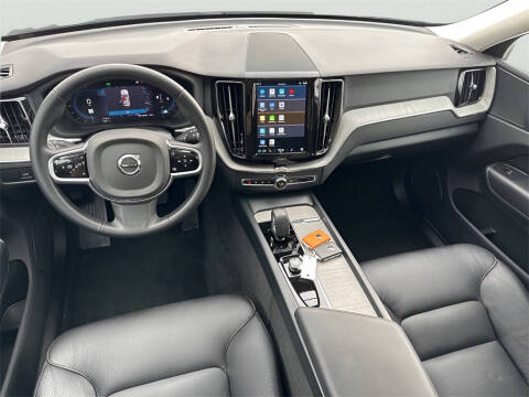 2025 Volvo XC60 B5 Plus Dark Theme