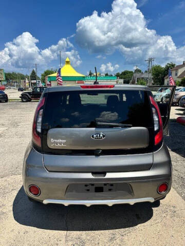 2018 Kia Soul +