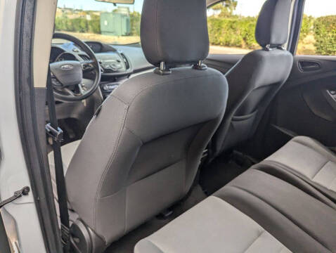 2019 Ford Escape S