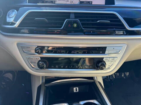 2017 BMW 7 Series M760i xDrive