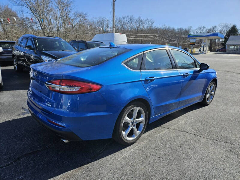 2020 Ford Fusion SE