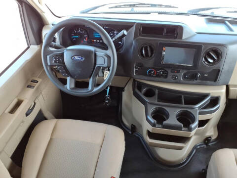2022 Ford E-Series