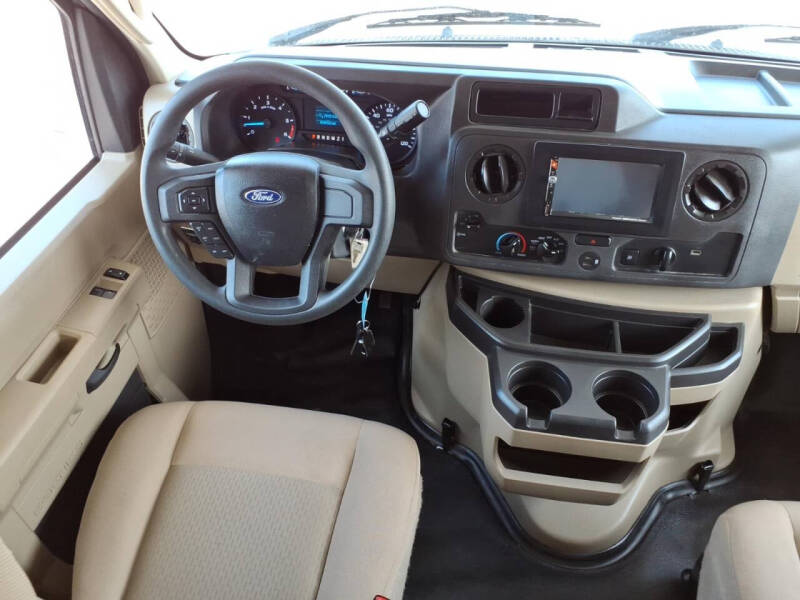 2022 Ford E-Series