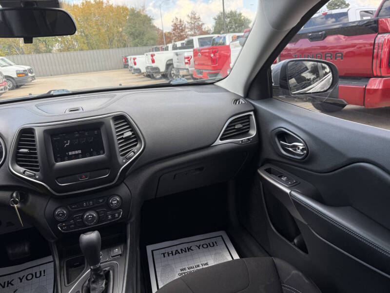 2019 Jeep Cherokee Latitude