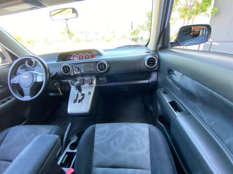 2012 Scion xB