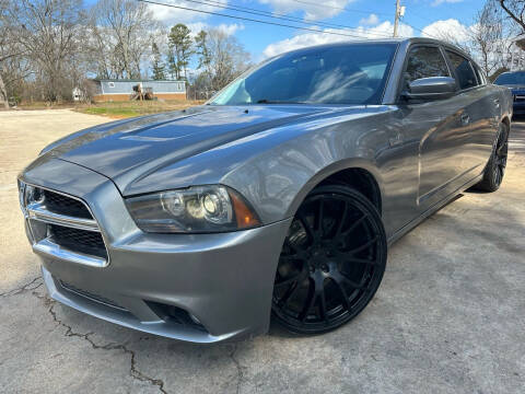 2012 Dodge Charger for sale at Gwinnett Luxury Motors in Buford GA
