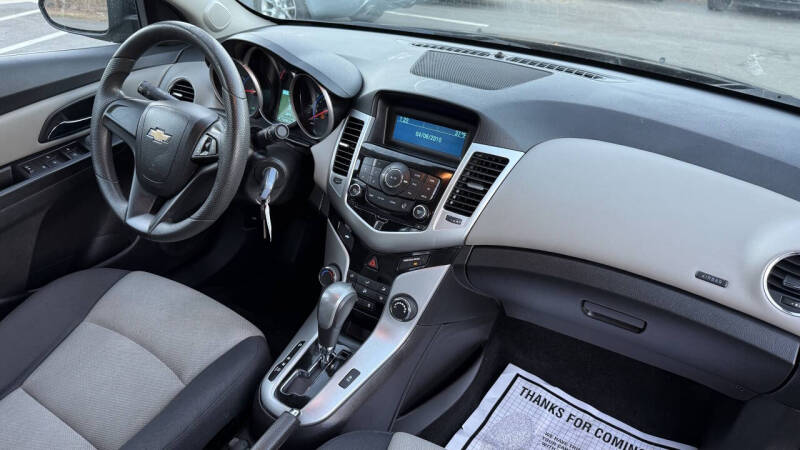 2016 Chevrolet Cruze Limited LS Auto