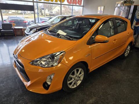 2015 Toyota Prius c for sale at FIRST CHOICE AUTO in Middletown OH