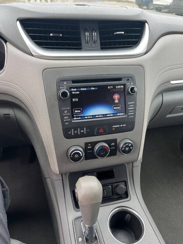 2017 Chevrolet Traverse LS