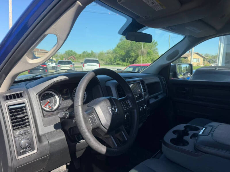 2017 RAM 1500 Express