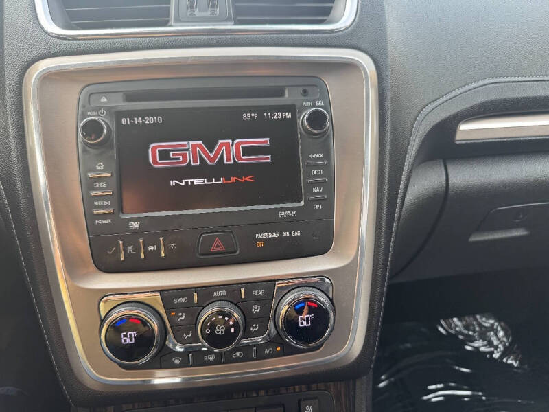 2013 GMC Acadia Denali