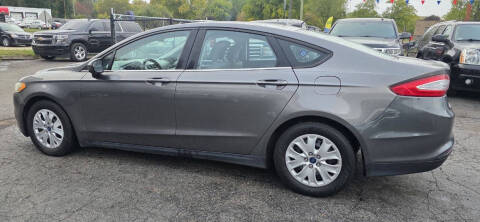 2013 Ford Fusion S