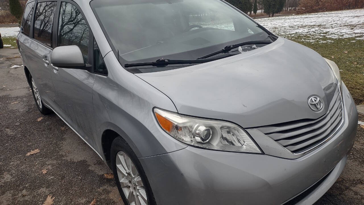 2015 Toyota Sienna for sale at Union Sales & Service in Valley Falls, NY