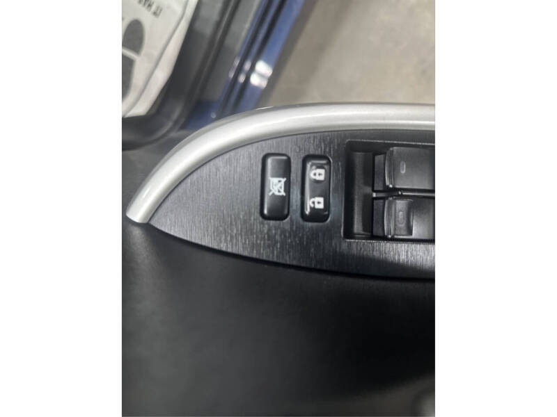 2014 Toyota Prius Two