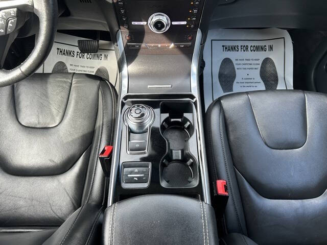 2020 Ford Edge Titanium