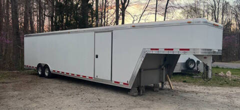 2002 Featherlite Trailer 3182