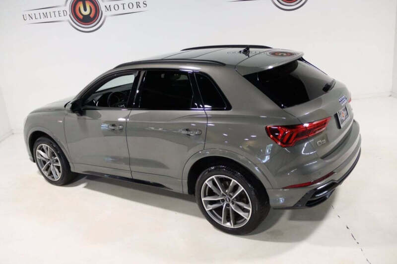 2021 Audi Q3 quattro S line Prem Plus 45 TFSI