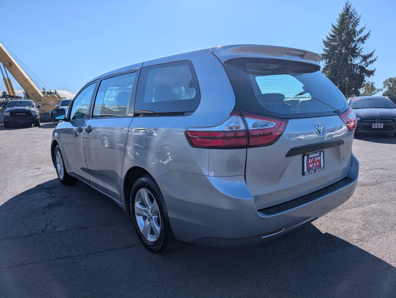 used 2017 Toyota Sienna car, priced at $17,999
