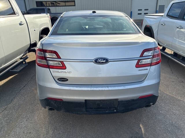 2013 Ford Taurus SE