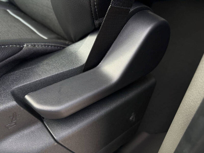 2025 Ford Transit 250