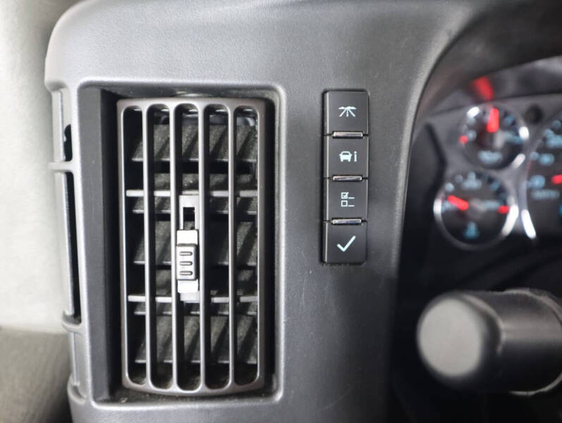 2020 GMC Savana 2500