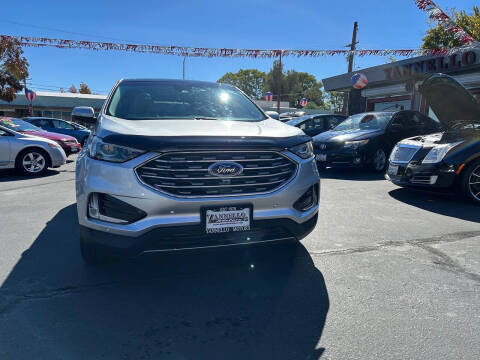 2019 Ford Edge Titanium