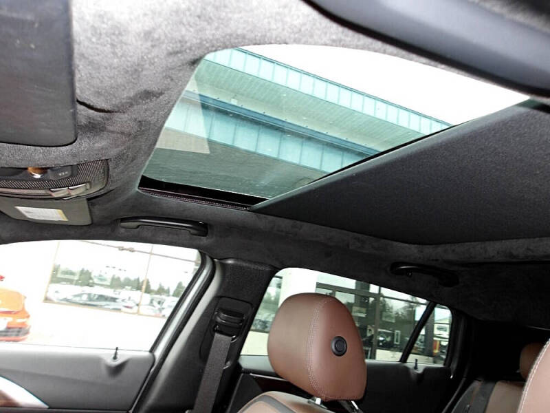 2018 Infiniti QX30 Essential