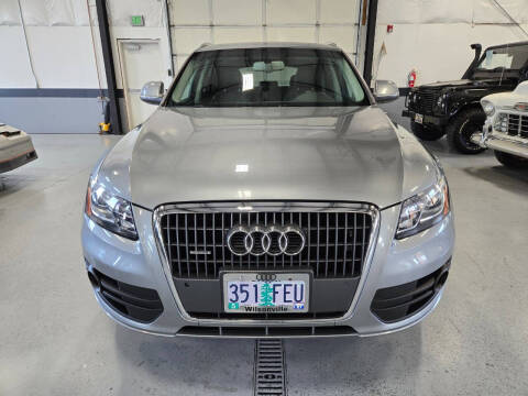 2011 Audi Q5 2.0T quattro Premium Plus