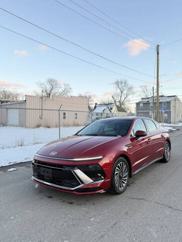 2024 Hyundai Sonata Hybrid for sale at Logos Motors Inc in Lawrence IN