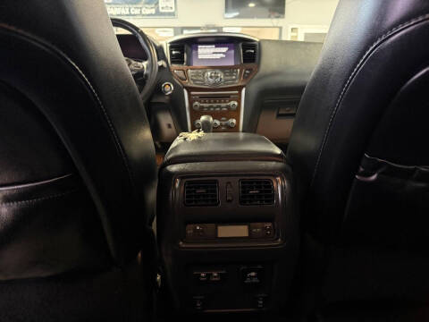 2020 Nissan Pathfinder Platinum