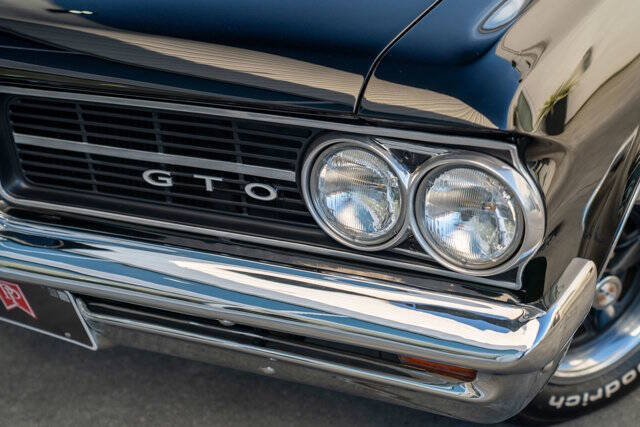 1964 Pontiac Le Mans 5