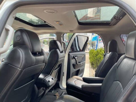 2013 GMC Acadia Denali