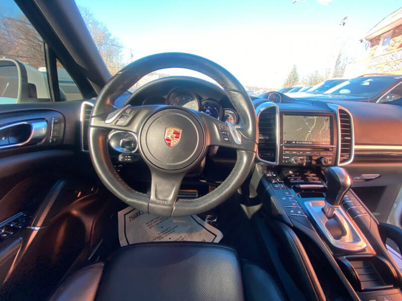 2014 Porsche Cayenne S Hybrid