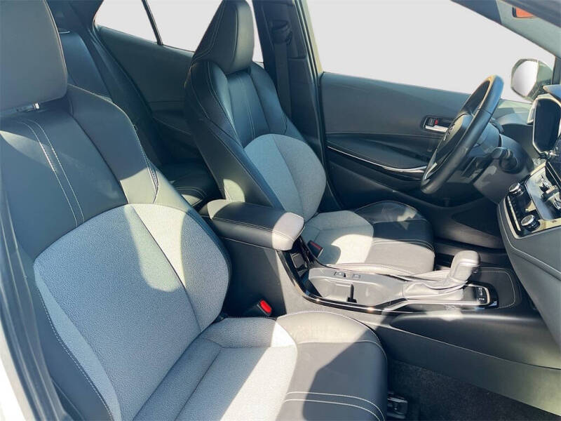 2024 Toyota Corolla Hatchback XSE