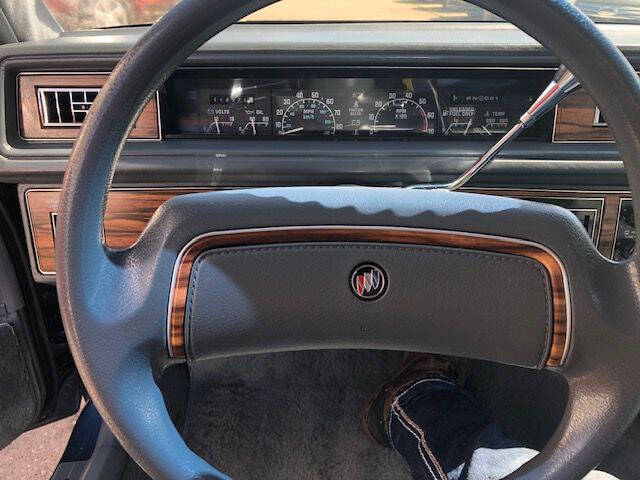 1988 Buick Electra for sale at Extreme Auto Plaza in Des Moines, IA