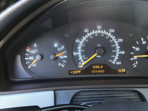 1999 Mercedes-Benz E-Class E 320