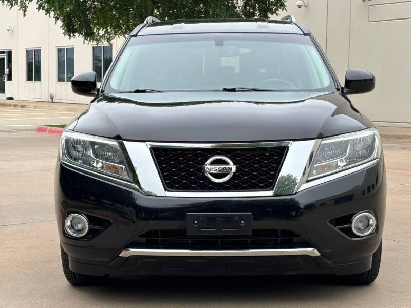 2015 Nissan Pathfinder SL photo 25