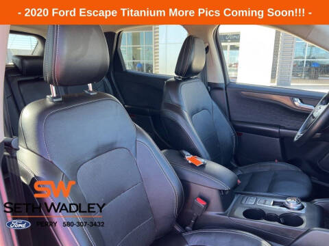 2020 Ford Escape Hybrid Titanium